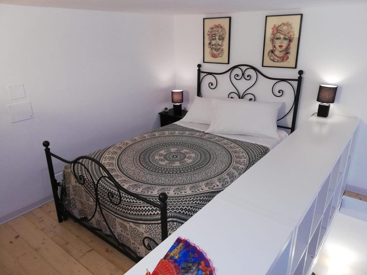 Il Posto Giusto Station Rooms Palermo Kültér fotó