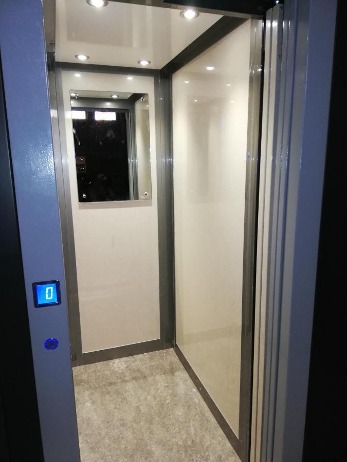 Il Posto Giusto Station Rooms Palermo Kültér fotó